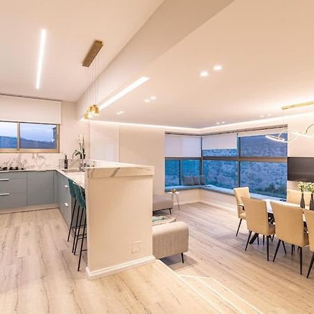 L.T.D Luxury Apartments 4 Bedroom Panoramic View Tiberias Exterior photo